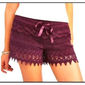 No Boundaries Burgundy Crochet Lace Shorts with Satin Bow Beach Summer Casual XS